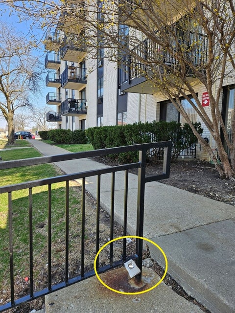 Tiny photo for 9701 N Dee Road #6M, Niles, IL 60714 (MLS # 12615975)
