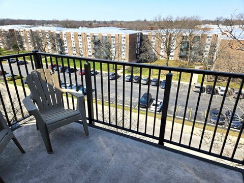 Tiny photo for 9701 N Dee Road #6M, Niles, IL 60714 (MLS # 12615975)