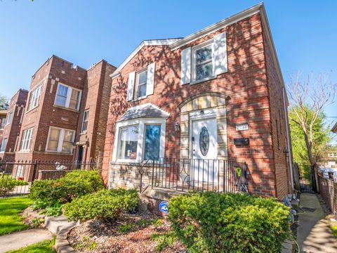 7940 S Crandon Avenue Chicago IL 60617