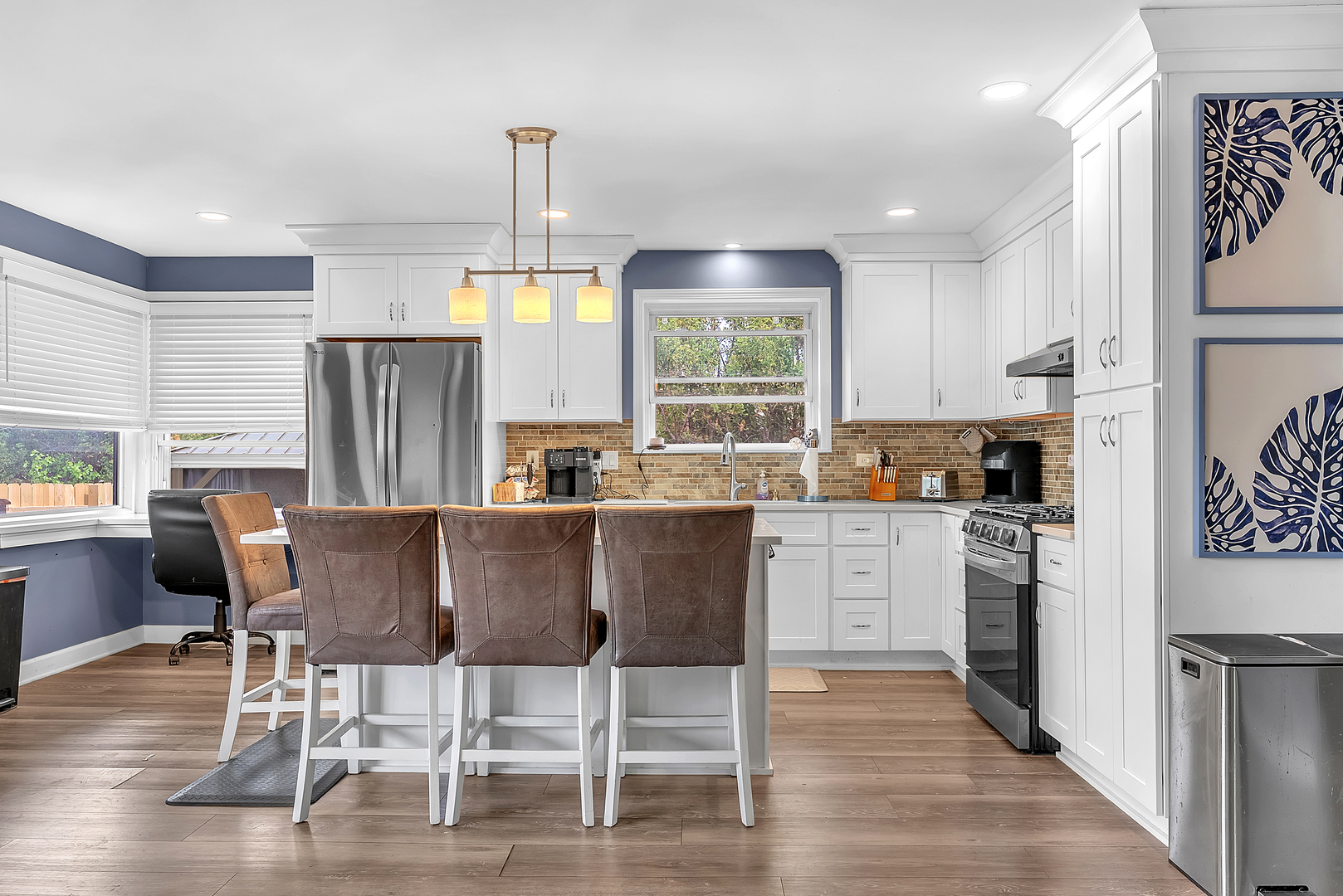 17W445 BUTTERFIELD Road