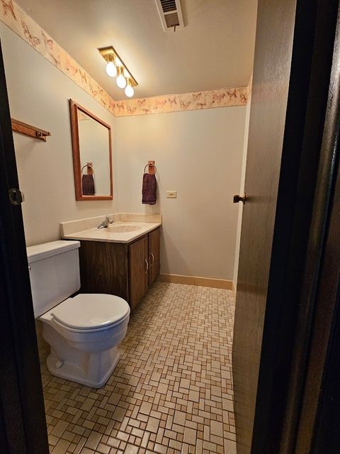 Tiny photo for 13913 James Drive #1017, Crestwood, IL 60418 (MLS # 12501221)