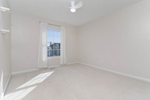 Tiny photo for 4 Cygnet Crossing, Bloomington, IL 61704 (MLS # 12487729)