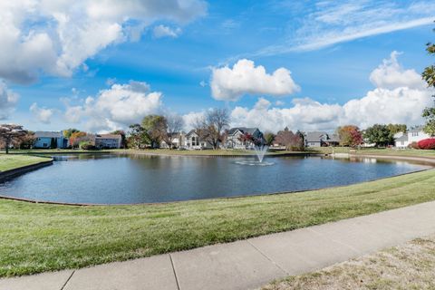 Tiny photo for 4 Cygnet Crossing, Bloomington, IL 61704 (MLS # 12487729)