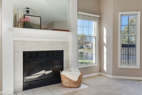 Tiny photo for 4 Cygnet Crossing, Bloomington, IL 61704 (MLS # 12487729)