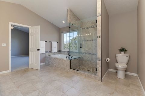 Tiny photo for 4 Cygnet Crossing, Bloomington, IL 61704 (MLS # 12487729)