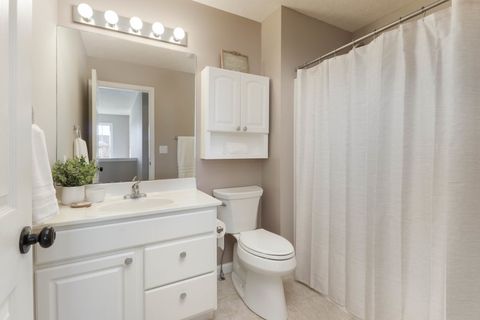 Tiny photo for 4 Cygnet Crossing, Bloomington, IL 61704 (MLS # 12487729)