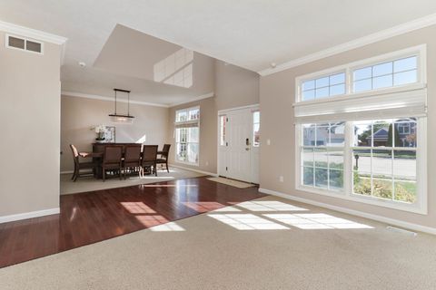 Tiny photo for 4 Cygnet Crossing, Bloomington, IL 61704 (MLS # 12487729)