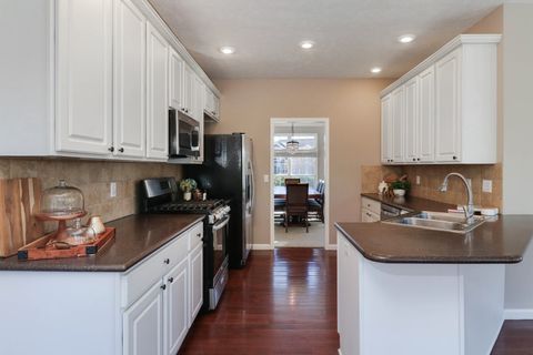 Tiny photo for 4 Cygnet Crossing, Bloomington, IL 61704 (MLS # 12487729)