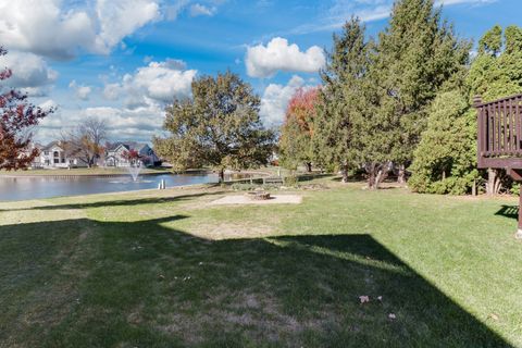 Tiny photo for 4 Cygnet Crossing, Bloomington, IL 61704 (MLS # 12487729)