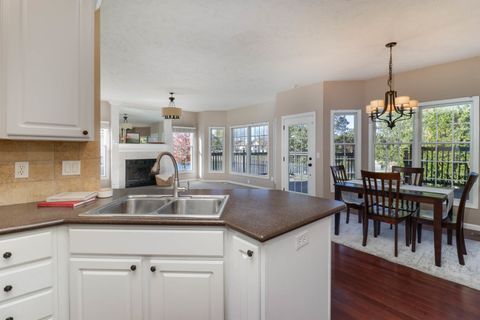 Tiny photo for 4 Cygnet Crossing, Bloomington, IL 61704 (MLS # 12487729)