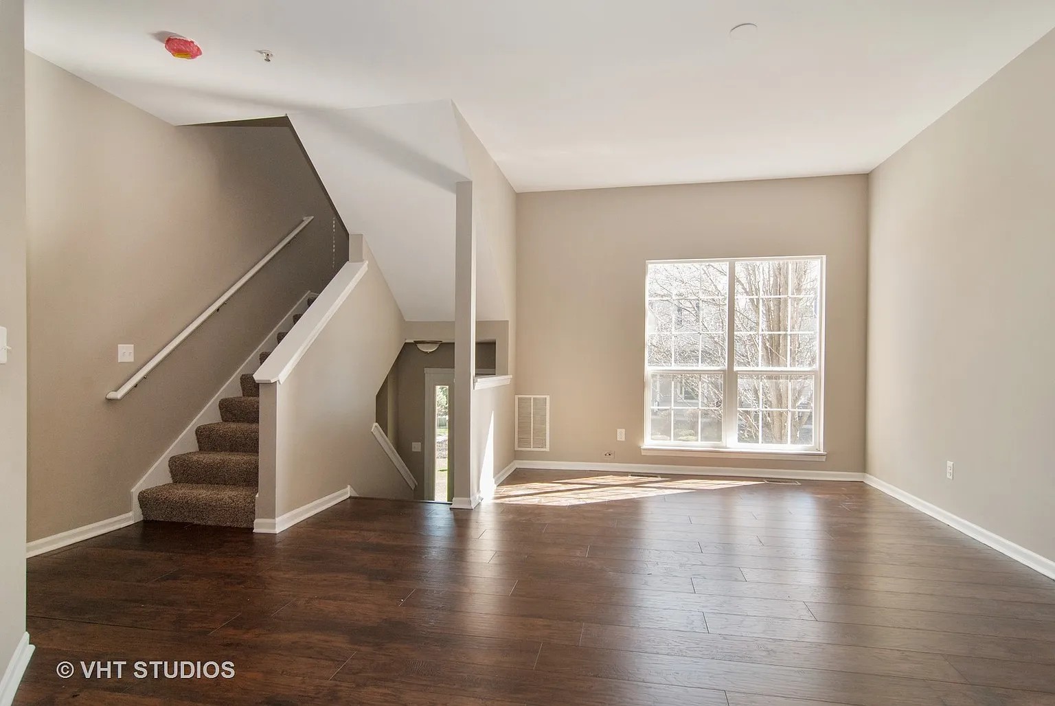 1325 Chestnut Lane