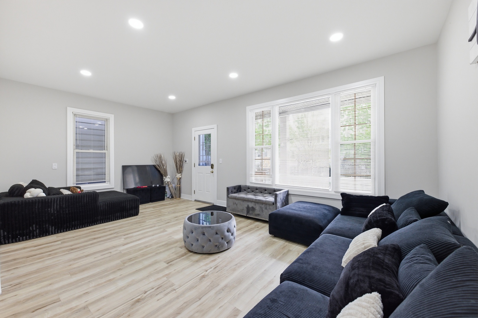 4036 N Bernard Street