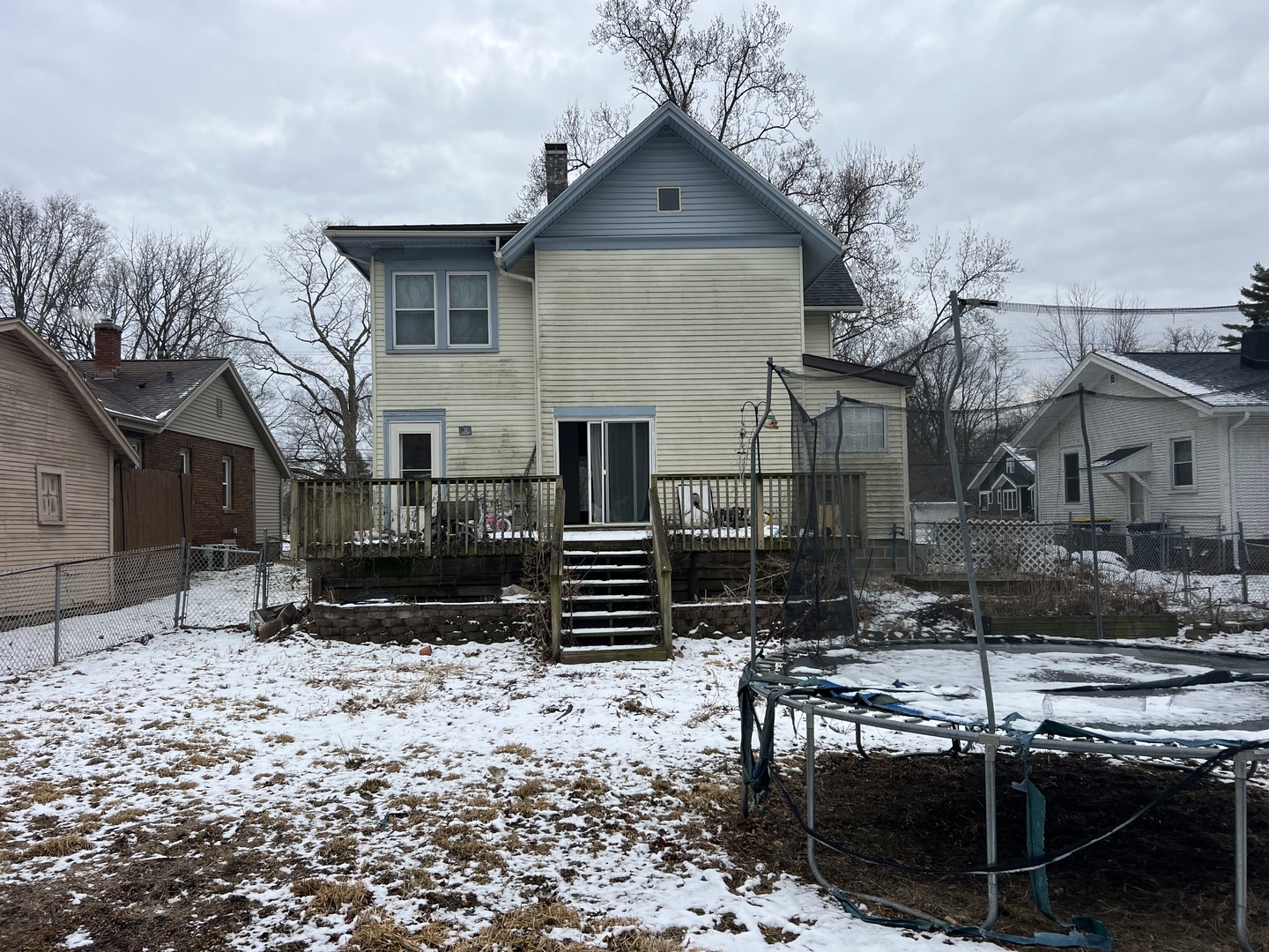 1004 Hovey Avenue