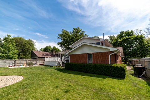Tiny photo for 314 April Court, North Aurora, IL 60542 (MLS # 12659186)