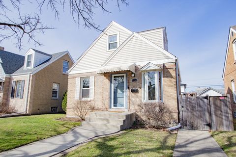 Photo of 7734 W Rascher Avenue, Chicago, IL 60656 (MLS # 12592799)