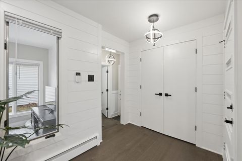 Tiny photo for 571 Byrd Road, Riverside, IL 60546 (MLS # 12594549)