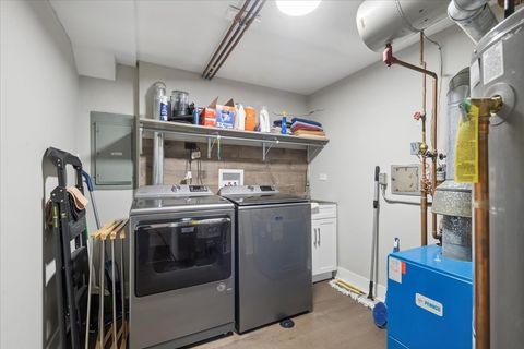 Tiny photo for 571 Byrd Road, Riverside, IL 60546 (MLS # 12594549)