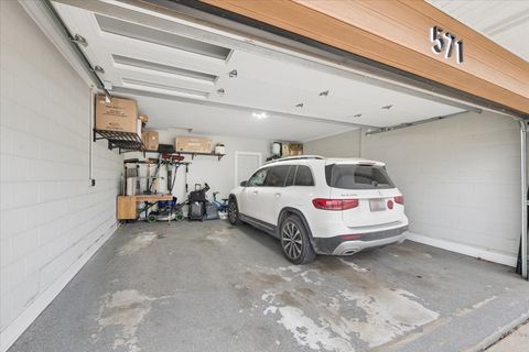 Tiny photo for 571 Byrd Road, Riverside, IL 60546 (MLS # 12594549)