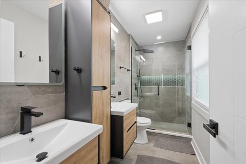 Tiny photo for 571 Byrd Road, Riverside, IL 60546 (MLS # 12594549)