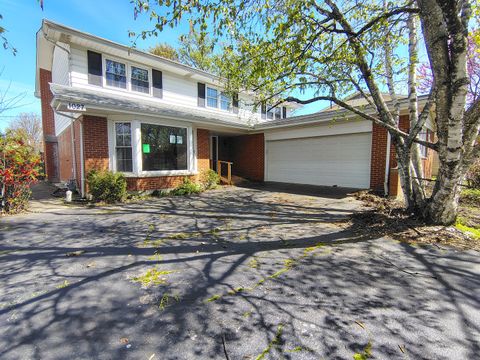 Tiny photo for Glenview, IL 60025 (MLS # 12624803)