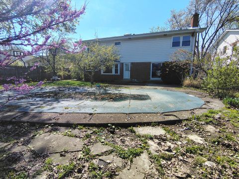 Tiny photo for Glenview, IL 60025 (MLS # 12624803)