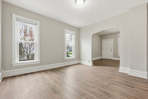 Tiny photo for 835 Oak Street, Elgin, IL 60123 (MLS # 12613007)