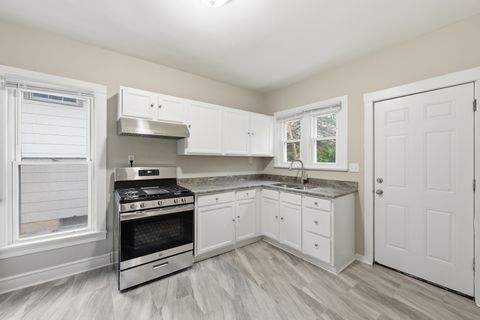 Tiny photo for 835 Oak Street, Elgin, IL 60123 (MLS # 12613007)