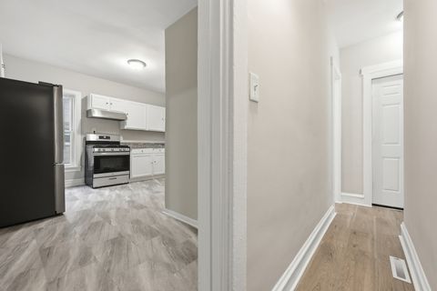 Tiny photo for 835 Oak Street, Elgin, IL 60123 (MLS # 12613007)