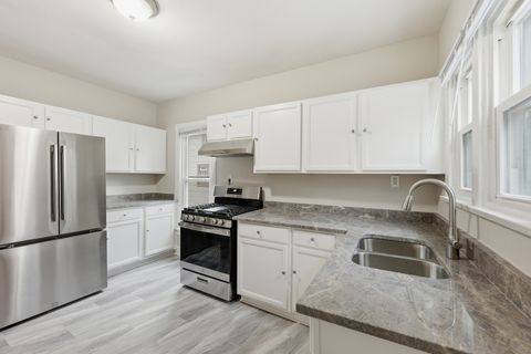Tiny photo for 835 Oak Street, Elgin, IL 60123 (MLS # 12613007)