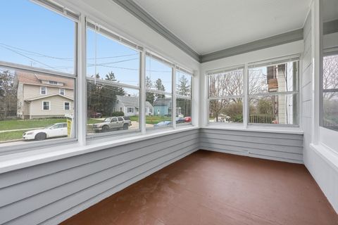 Tiny photo for 835 Oak Street, Elgin, IL 60123 (MLS # 12613007)