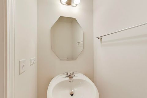 Tiny photo for 995 Celebration Drive, Aurora, IL 60504 (MLS # 12597720)