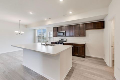 Tiny photo for 995 Celebration Drive, Aurora, IL 60504 (MLS # 12597720)