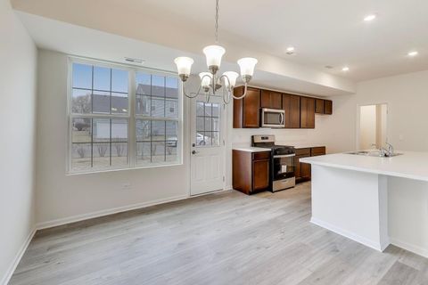 Tiny photo for 995 Celebration Drive, Aurora, IL 60504 (MLS # 12597720)