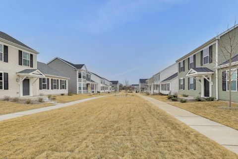 Tiny photo for 995 Celebration Drive, Aurora, IL 60504 (MLS # 12597720)