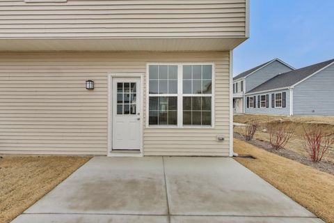 Tiny photo for 995 Celebration Drive, Aurora, IL 60504 (MLS # 12597720)