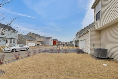 Tiny photo for 995 Celebration Drive, Aurora, IL 60504 (MLS # 12597720)