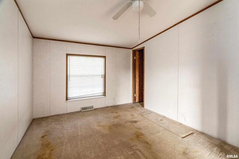 Tiny photo for 14809 Sulphur Springs Road, Creal Springs, IL 62922 (MLS # QC4269902)