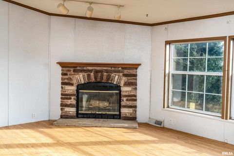 Tiny photo for 14809 Sulphur Springs Road, Creal Springs, IL 62922 (MLS # QC4269902)