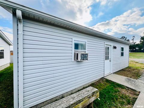 Tiny photo for 14809 Sulphur Springs Road, Creal Springs, IL 62922 (MLS # QC4269902)