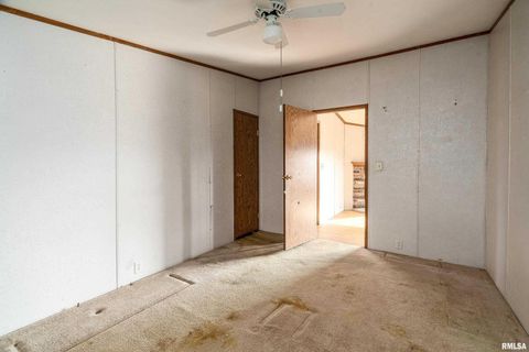 Tiny photo for 14809 Sulphur Springs Road, Creal Springs, IL 62922 (MLS # QC4269902)