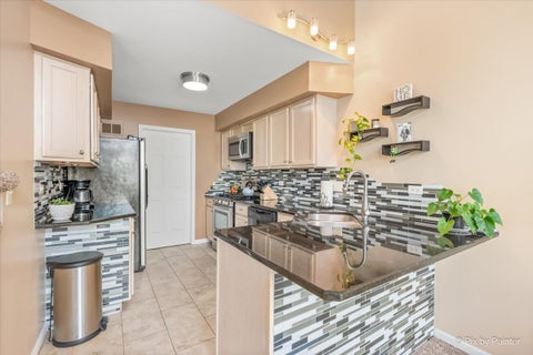 Tiny photo for 1715 Pine Street, McHenry, IL 60050 (MLS # 12722765)