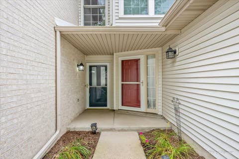 Tiny photo for 1715 Pine Street, McHenry, IL 60050 (MLS # 12722765)
