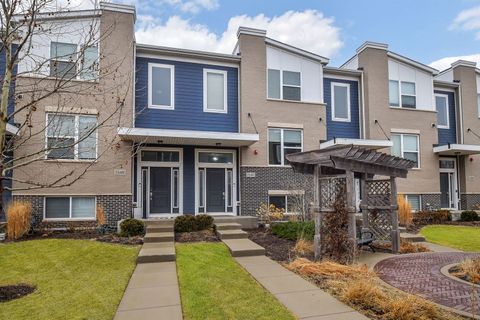 Photo of 3S602 Everton Drive, Warrenville, IL 60555 (MLS # 12598190)