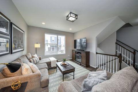 Tiny photo for 3S602 Everton Drive, Warrenville, IL 60555 (MLS # 12598190)