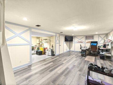 Tiny photo for 10926 Circle Court, Palos Hills, IL 60465 (MLS # 12556463)