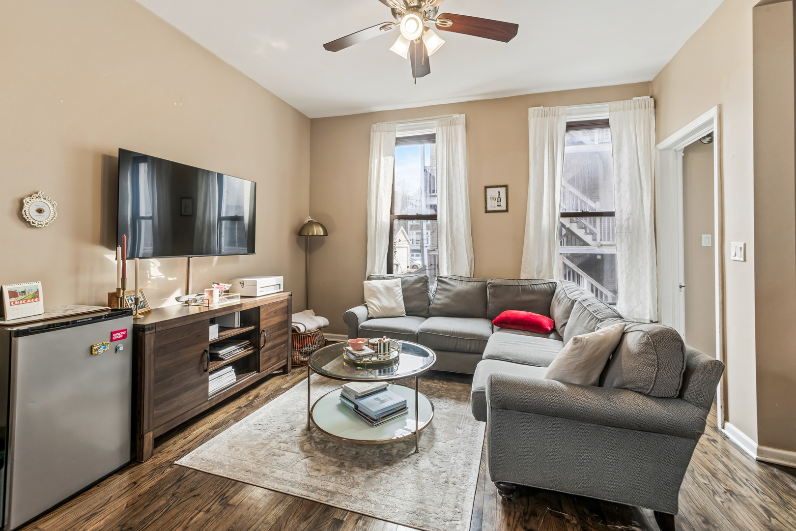 1214 W Melrose Street CH