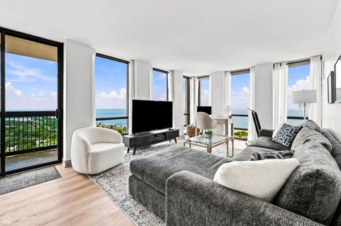 Tiny photo for 1660 N La Salle Drive #3911, Chicago, IL 60614 (MLS # 12732265)