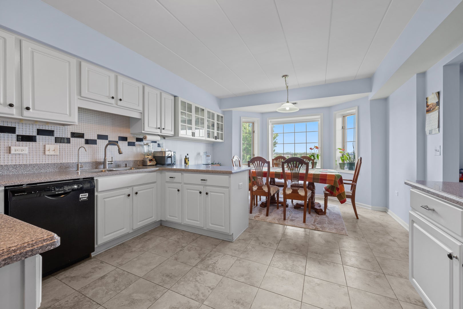 8515 Woodward Avenue 303
