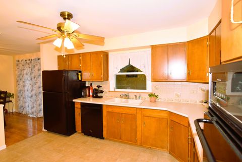 Tiny photo for 945 W 187th Street, Homewood, IL 60430 (MLS # 12535589)