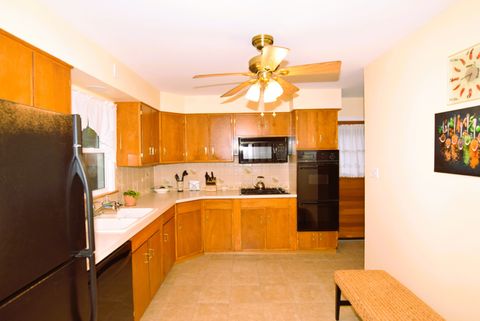 Tiny photo for 945 W 187th Street, Homewood, IL 60430 (MLS # 12535589)